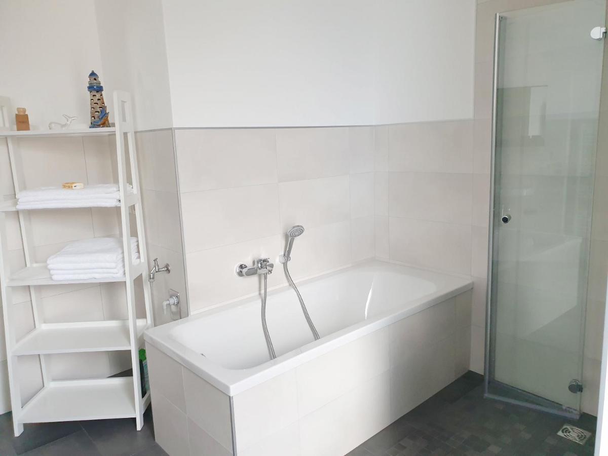 Ferienwohnung Zur Flatter-Ulme Weisswasser Exteriör bild